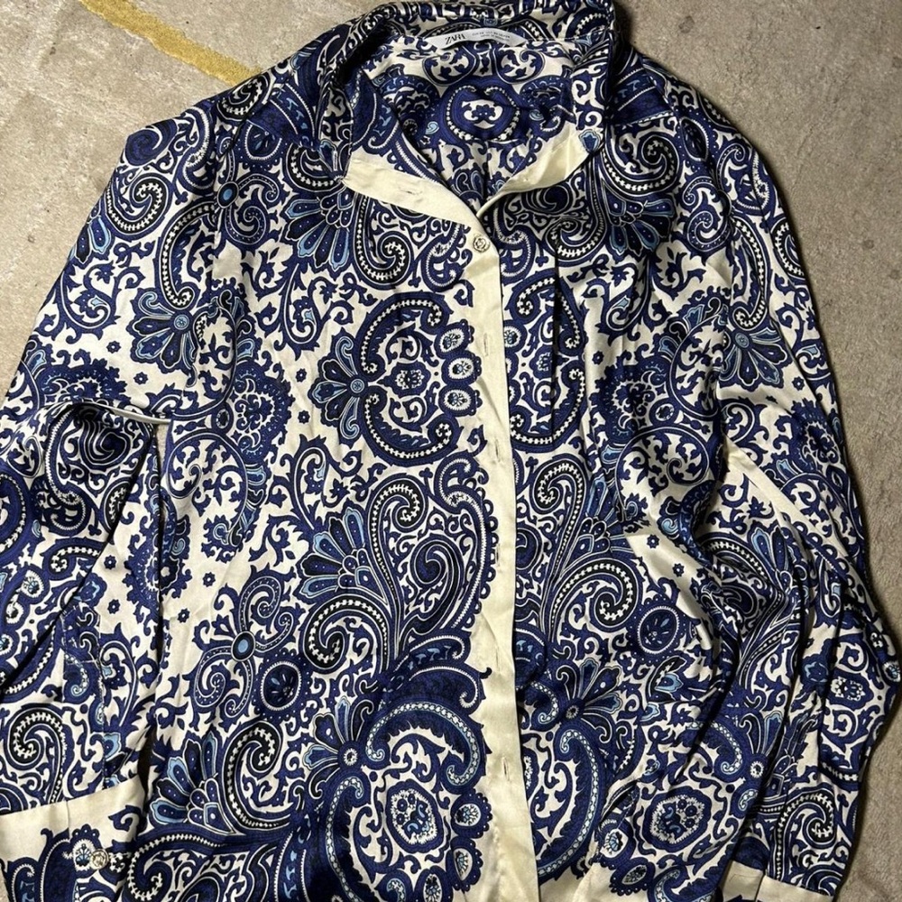 Zara Blue and Cream Paisley Blouse
